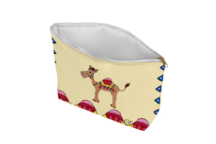 Small pouch with a camel design on a beige background
