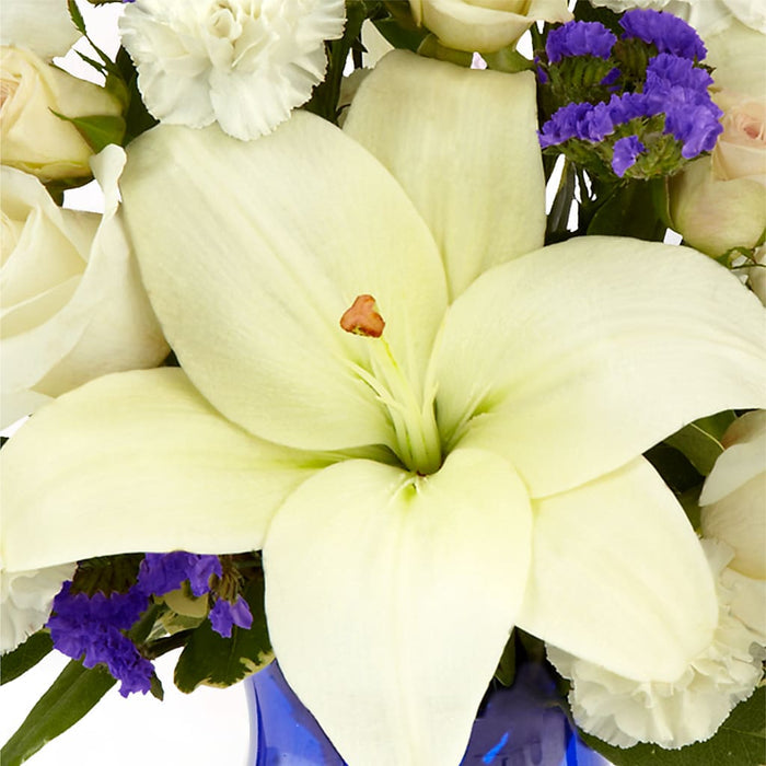 Sapphire Rush Bouquet – BUEHLER'S FLORAL, Wooster OH