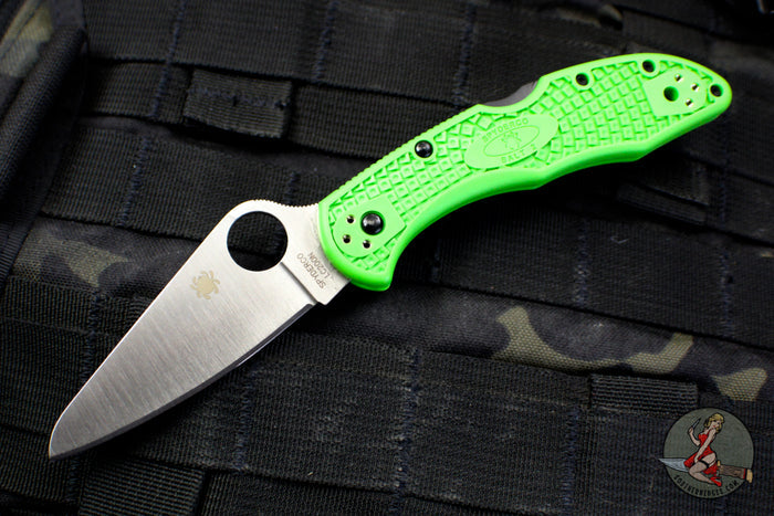 Spyderco Salt 2- Lockback- Green FRN Handle- LC200N Satin Flat Ground Blade C88FPGR2
